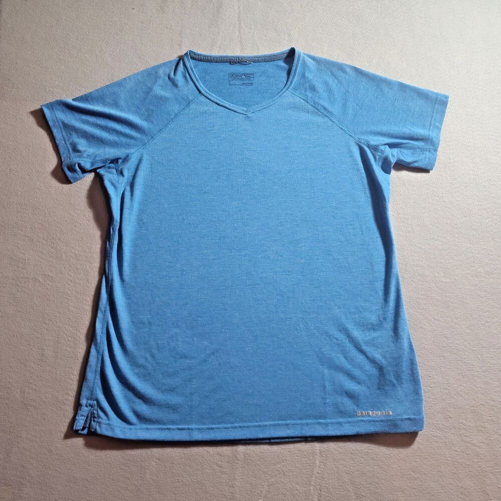 Patagonia Short Sleeve Nine Trails Running Shirt Womens L Blue SP17 VNeck 23475